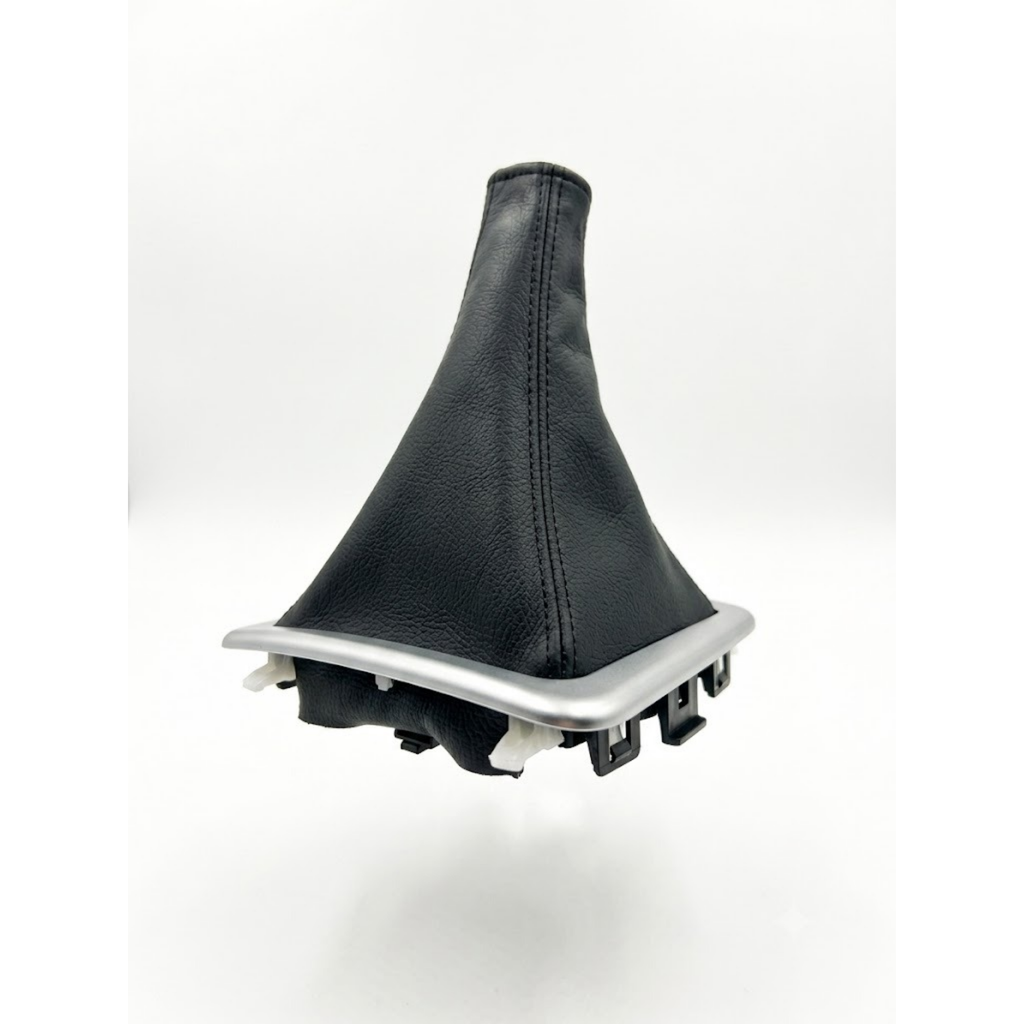 Toyota Corolla | Leather Gear Boot + Car Top Cover | 2 in 1 Premium Bachat Deal by New Heera Auto